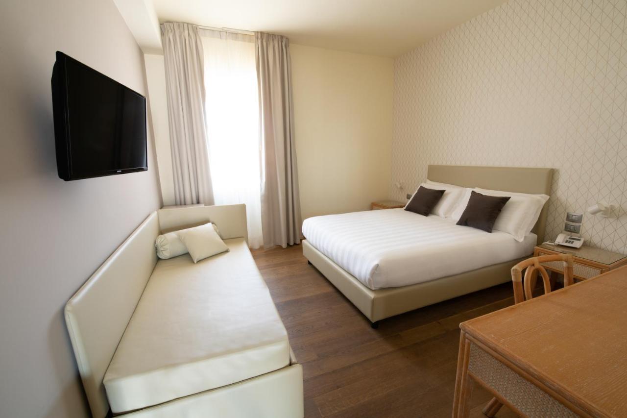 Hotel Enzo Porto Recanati Εξωτερικό φωτογραφία